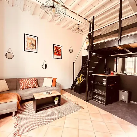 La Casa Fresca Ним